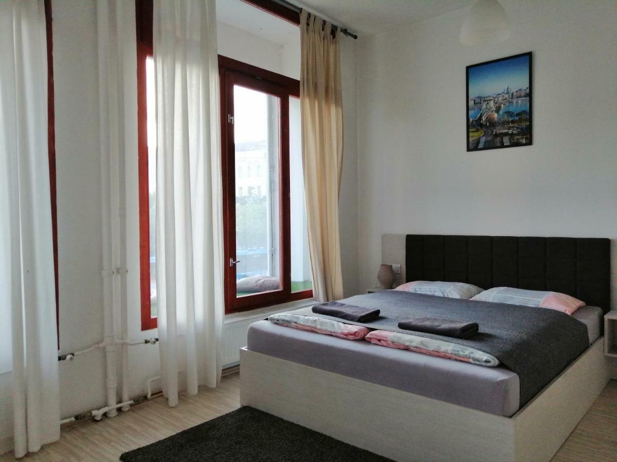 Zoom-budapest Hotel de apartamente