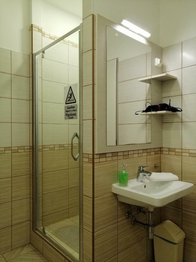 Zoom-budapest Hotel de apartamente